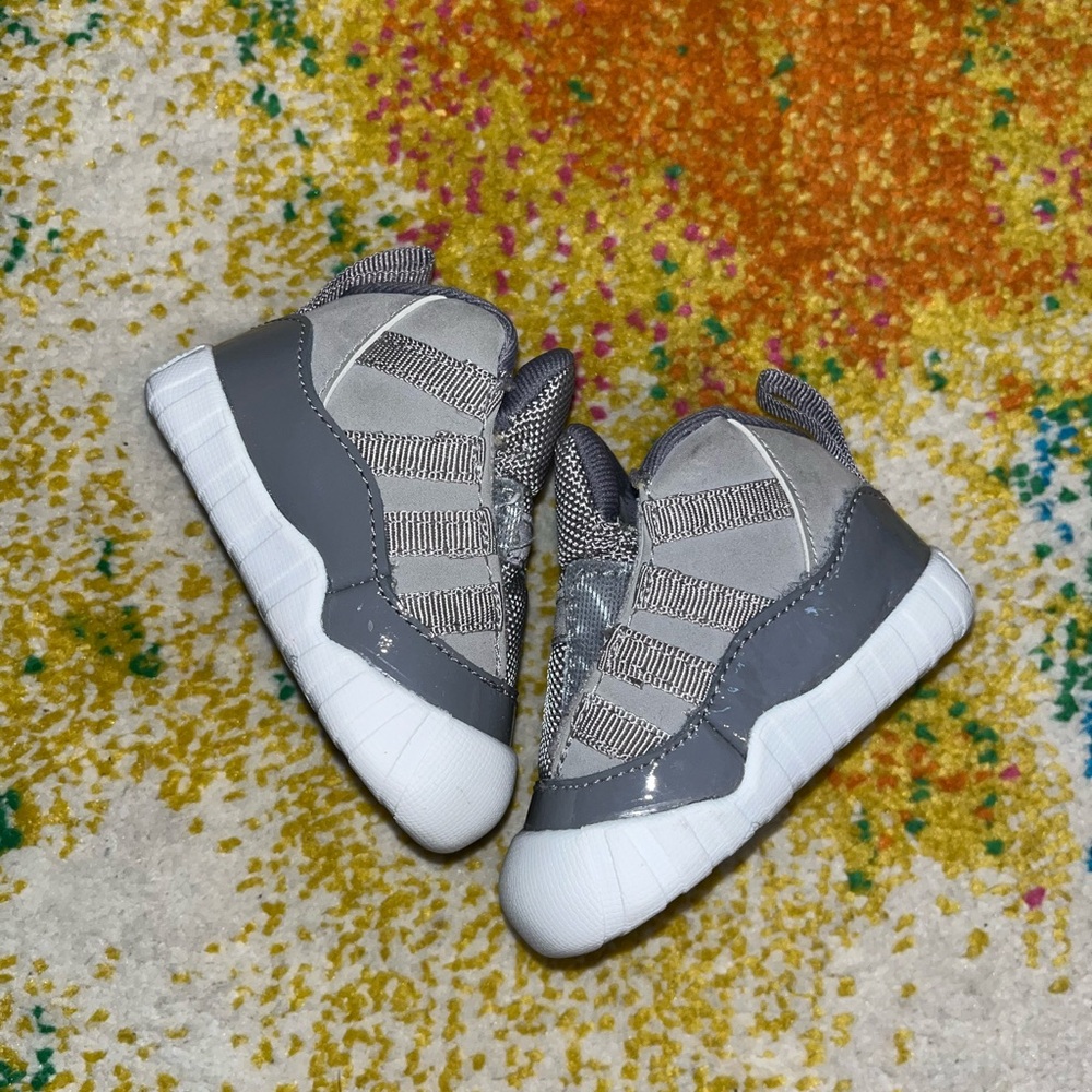 Infant Crib Jordan Sneakers - 2C